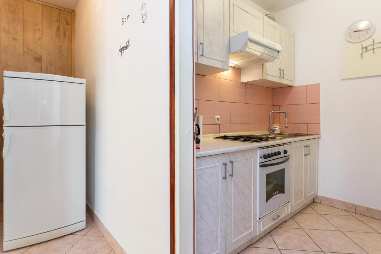 Apartment Dragica Крк Экстерьер фото